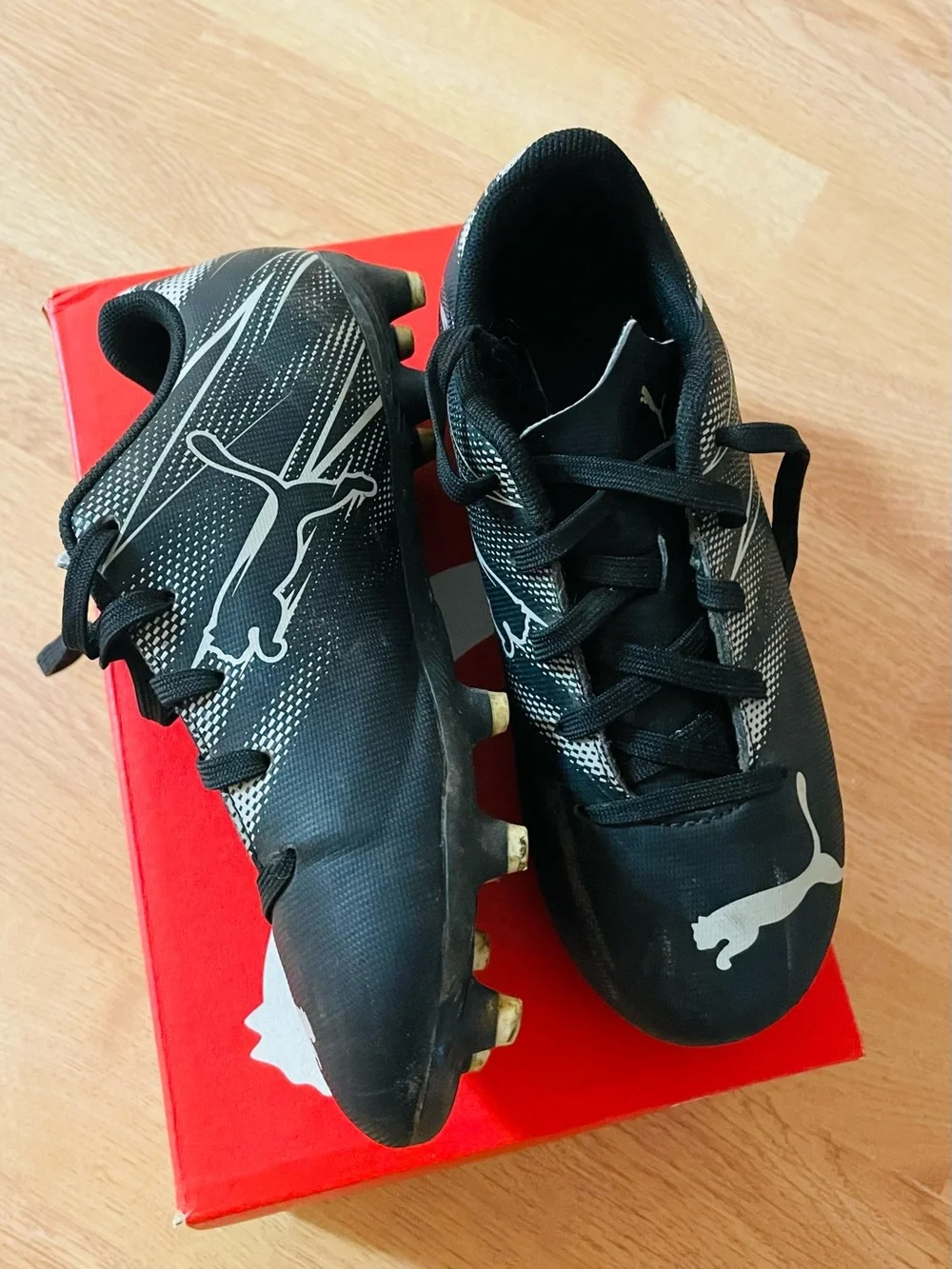 PUMA Kids Soccer Cleats
